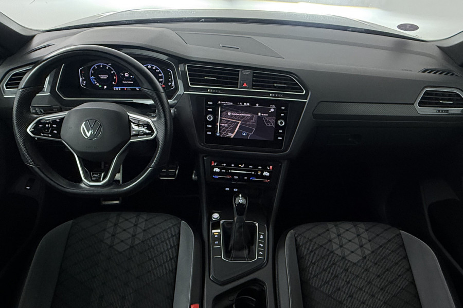 Volkswagen Tiguan 1.5 TSI R-Line Business+ (STOELVERWARMING, CRUISE ADAPTIEF, DIGITALE COCKPIT)