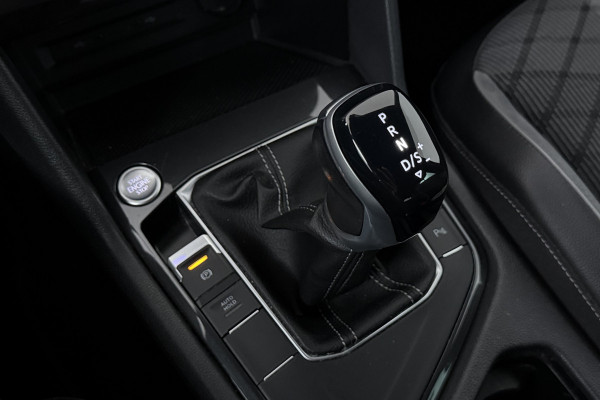 Volkswagen Tiguan 1.5 TSI R-Line Business+ (STOELVERWARMING, CRUISE ADAPTIEF, DIGITALE COCKPIT)