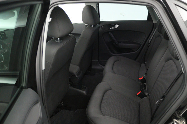 Audi A1 Sportback 1.0 TFSI Advance Sport (PANORAMADAK, STOELVERWARMING, NAVIGATIE)