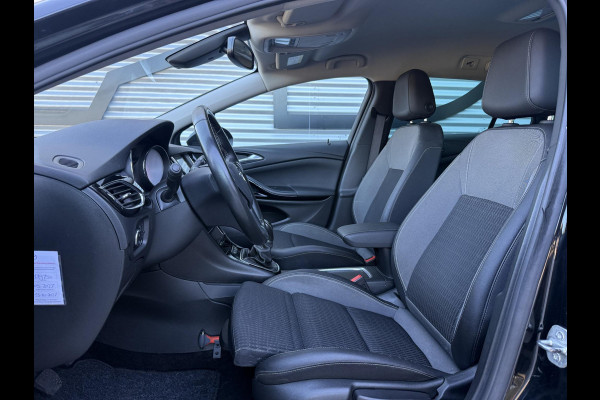 Opel Astra Sports Tourer 1.2 Business Elegance 2e Eigenaar|Camera|Carplay|Trekhaak|PDC V+A|Navi|Cruise|Elek ramen|N.A.P|APK tot 05-2028