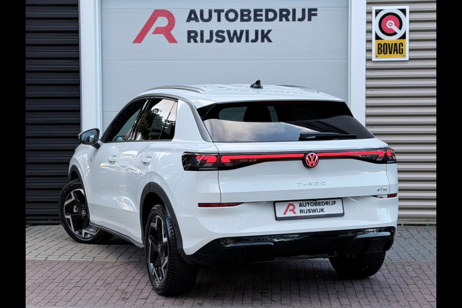 Volkswagen T-Roc 1.5 eTSI R-Line Matrix/Blindspot/Camera