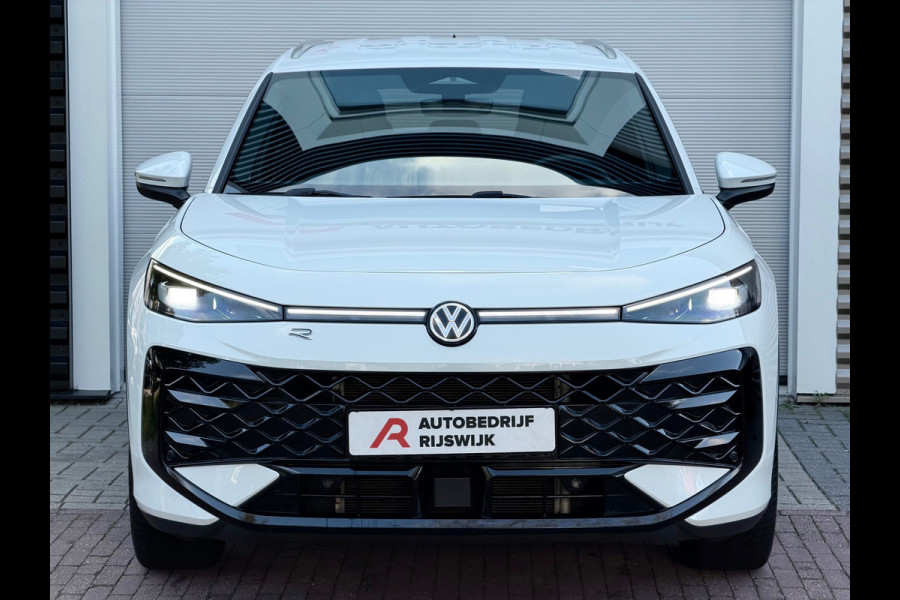 Volkswagen T-Roc 1.5 eTSI R-Line Matrix/Blindspot/Camera