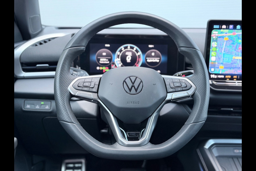 Volkswagen T-Roc 1.5 eTSI R-Line Matrix/Blindspot/Camera