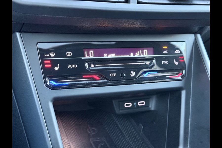 Volkswagen Polo 1.0 TSI R-Line Pano/Xenon/Camera