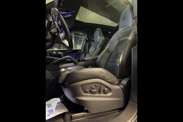Porsche Cayenne Coupé 3.0 E-Hybrid PANO|LUCHTVERING|FULL OPTIONS!