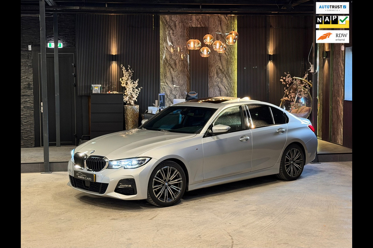 BMW 3-serie 320i High Executive|M Pakket|PANO|BOMVOL!