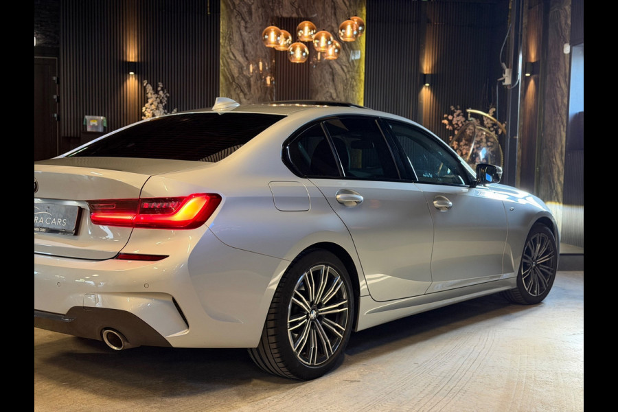 BMW 3-serie 320i High Executive|M Pakket|PANO|BOMVOL!