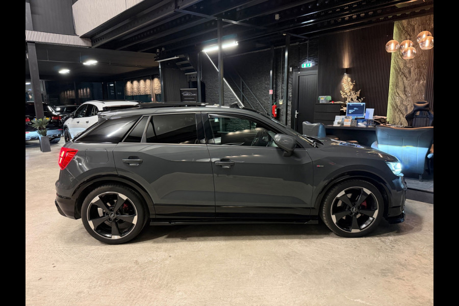 Audi Q2 35 TFSI 3X S-Line|PANO|SFEER|KEYLESS|FULL OPTIONS