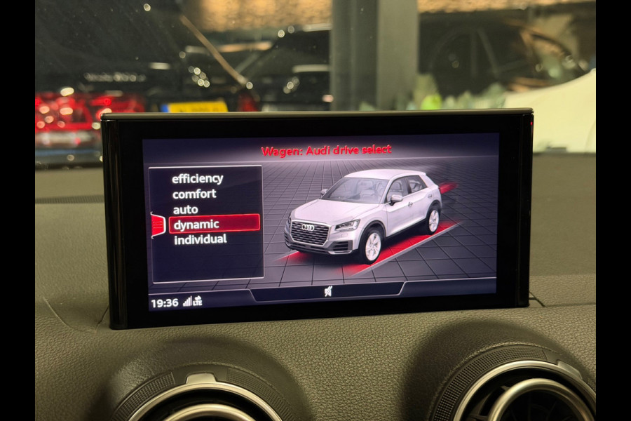 Audi Q2 35 TFSI 3X S-Line|PANO|SFEER|KEYLESS|FULL OPTIONS