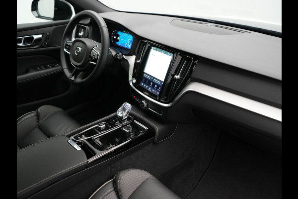 Volvo V60 T6 AWD Plus Dark Long Range PHEV 350pk Dealer O.H. | Panodak | Camera | Lederen Sportstoelen Memory & Verwarmd | Keyless | Stuur Verwarmd | Google Assistent | Apple Carplay | Navigatie | DAB | Plug In Hybrid |