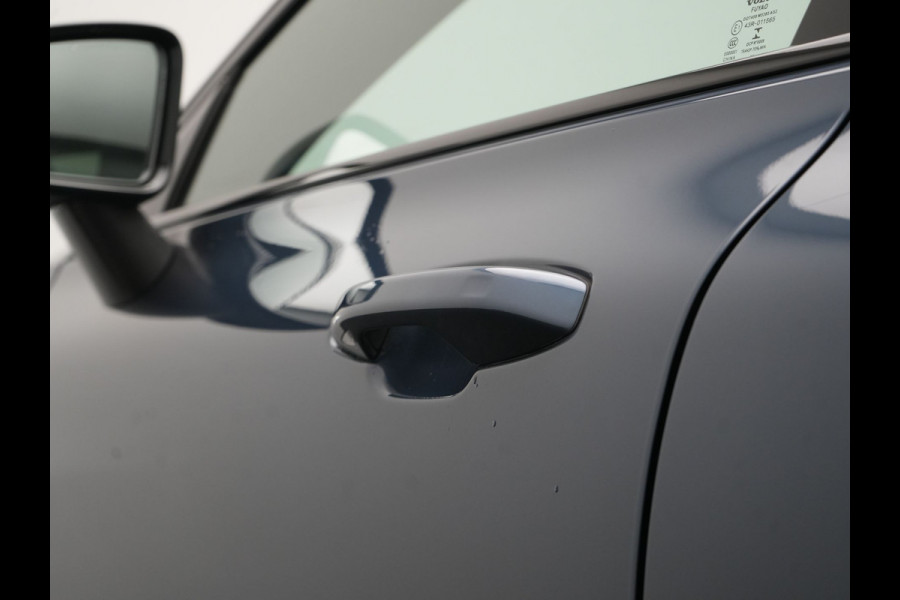 Volvo V60 T6 AWD Plus Dark Long Range PHEV 350pk Dealer O.H. | Panodak | Camera | Lederen Sportstoelen Memory & Verwarmd | Keyless | Stuur Verwarmd | Google Assistent | Apple Carplay | Navigatie | DAB | Plug In Hybrid |