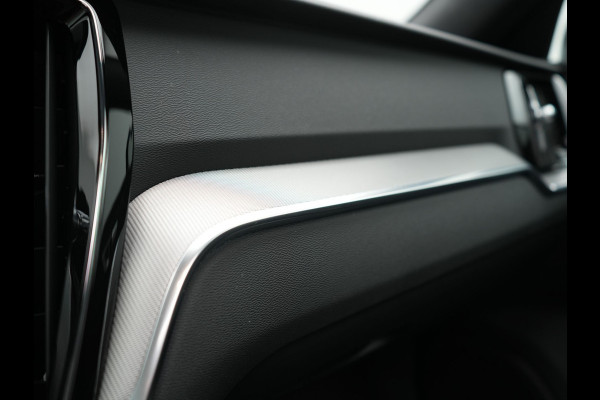 Volvo V60 T6 AWD Plus Dark Long Range PHEV 350pk Dealer O.H. | Panodak | Camera | Lederen Sportstoelen Memory & Verwarmd | Keyless | Stuur Verwarmd | Google Assistent | Apple Carplay | Navigatie | DAB | Plug In Hybrid |