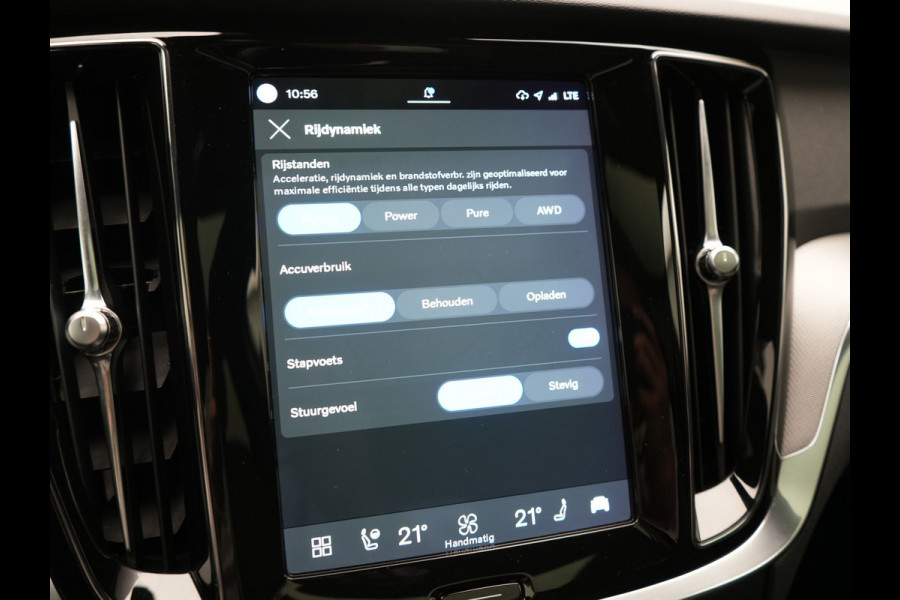 Volvo V60 T6 AWD Plus Dark Long Range PHEV 350pk Dealer O.H. | Panodak | Camera | Lederen Sportstoelen Memory & Verwarmd | Keyless | Stuur Verwarmd | Google Assistent | Apple Carplay | Navigatie | DAB | Plug In Hybrid |