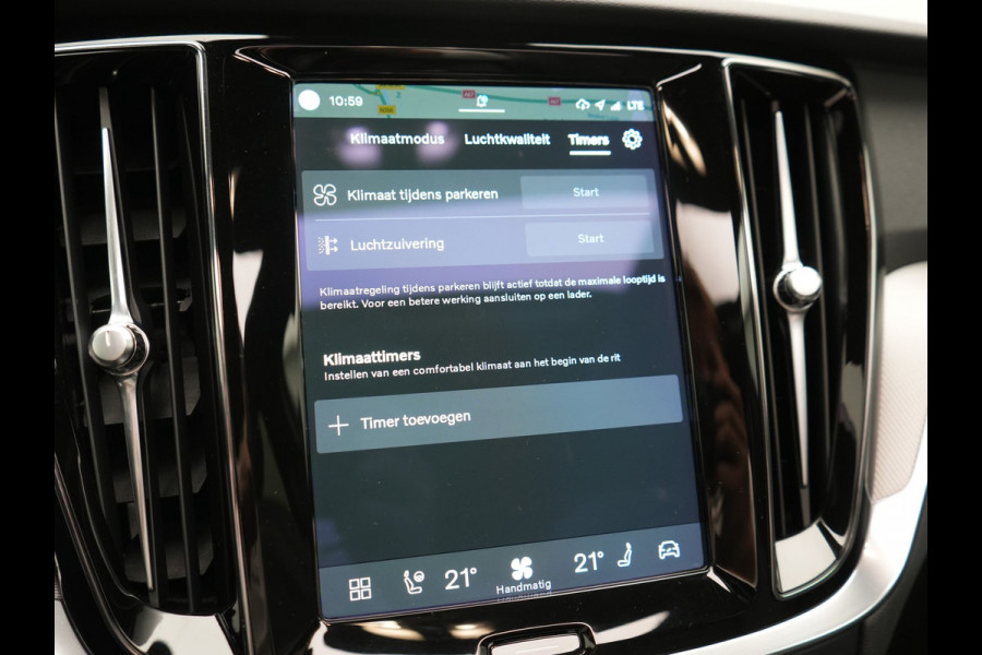 Volvo V60 T6 AWD Plus Dark Long Range PHEV 350pk Dealer O.H. | Panodak | Camera | Lederen Sportstoelen Memory & Verwarmd | Keyless | Stuur Verwarmd | Google Assistent | Apple Carplay | Navigatie | DAB | Plug In Hybrid |