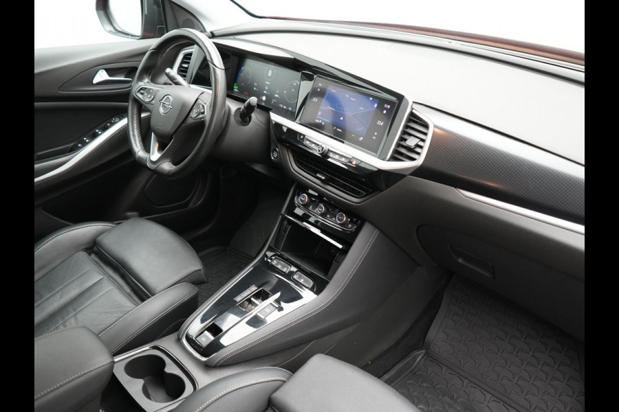 Opel Grandland Turbo 4x4 GSe PHEV 300pk Dealer O.H | SOH 97,8% | Trekhaak Afn. | Adaptive Cruise | 360 Camera | Lederen Sportstoelen Memory & Ventilatie | Stoelen & Stuur Verwarmd | Keyless | Apple Carplay | Blis | DAB | Navigatie | Virtual | 19"L.M | Plug In Hybrid