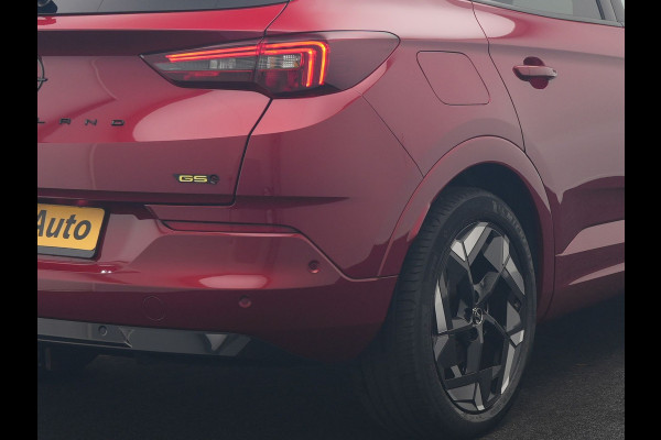Opel Grandland Turbo 4x4 GSe PHEV 300pk Dealer O.H | SOH 97,8% | Trekhaak Afn. | Adaptive Cruise | 360 Camera | Lederen Sportstoelen Memory & Ventilatie | Stoelen & Stuur Verwarmd | Keyless | Apple Carplay | Blis | DAB | Navigatie | Virtual | 19"L.M | Plug In Hybrid