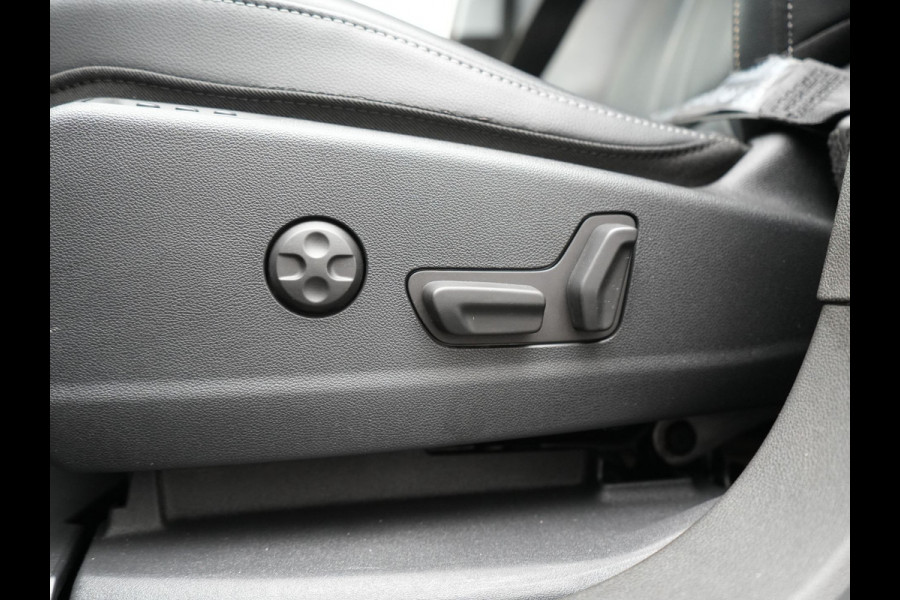 Opel Grandland Turbo 4x4 GSe PHEV 300pk Dealer O.H | SOH 97,8% | Trekhaak Afn. | Adaptive Cruise | 360 Camera | Lederen Sportstoelen Memory & Ventilatie | Stoelen & Stuur Verwarmd | Keyless | Apple Carplay | Blis | DAB | Navigatie | Virtual | 19"L.M | Plug In Hybrid