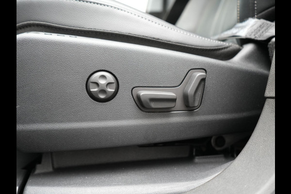 Opel Grandland Turbo 4x4 GSe PHEV 300pk Dealer O.H | SOH 97,8% | Trekhaak Afn. | Adaptive Cruise | 360 Camera | Lederen Sportstoelen Memory & Ventilatie | Stoelen & Stuur Verwarmd | Keyless | Apple Carplay | Blis | DAB | Navigatie | Virtual | 19"L.M | Plug In Hybrid