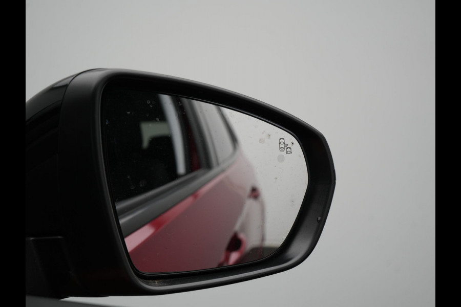 Opel Grandland Turbo 4x4 GSe PHEV 300pk Dealer O.H | SOH 97,8% | Trekhaak Afn. | Adaptive Cruise | 360 Camera | Lederen Sportstoelen Memory & Ventilatie | Stoelen & Stuur Verwarmd | Keyless | Apple Carplay | Blis | DAB | Navigatie | Virtual | 19"L.M | Plug In Hybrid