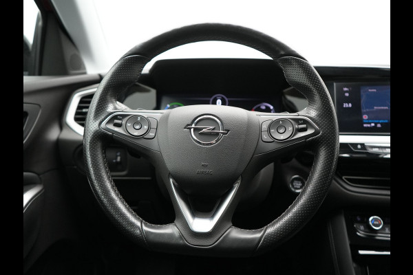 Opel Grandland Turbo 4x4 GSe PHEV 300pk Dealer O.H | SOH 97,8% | Trekhaak Afn. | Adaptive Cruise | 360 Camera | Lederen Sportstoelen Memory & Ventilatie | Stoelen & Stuur Verwarmd | Keyless | Apple Carplay | Blis | DAB | Navigatie | Virtual | 19"L.M | Plug In Hybrid