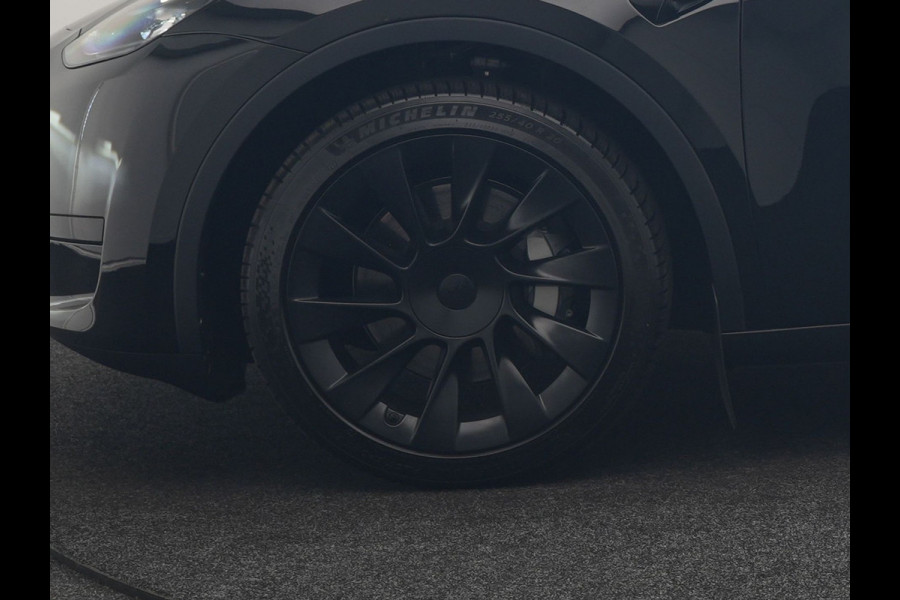 Tesla Model Y RWD 58 kWh 299pk Dealer O.H | Panodak | Full Self Driving Capability | Adaptive Cruise | 360 Camera | Lederen Sportstoelen Memory & Verwarmd | Keyless | BLIS | Navigatie | Virtual | DAB | Spotify | 20"L.M |