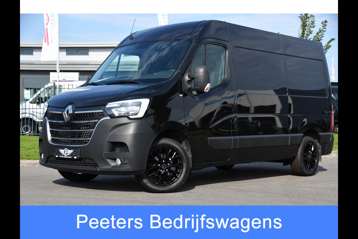 Renault Master T33 2.3 dCi 135 L2H2 Camera, Cruise, LED, Multimedia, Trekhaak, 135pk, NAVI, Betimmering, Uniek!