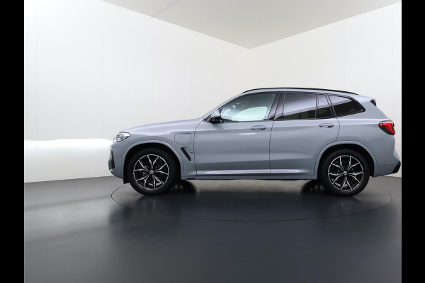 BMW X3 xDrive30e High Executive M SPORT | ELEKTRISCHE TREKHAAK| DEALER ONDERHOUDEN | 360 CAMERA | HEAD UP | LASER LED|  LEDER INCL. STOELVERWARMING | DRIVING ASS.  | RIJKLAARPRIJS incl. 12mnd BOVAG