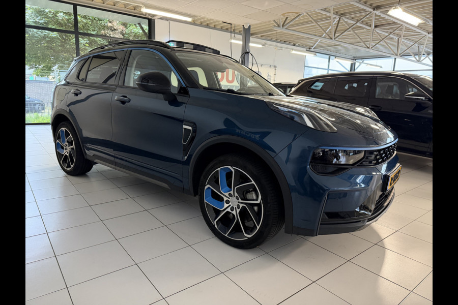 Lynk & Co 01 1.5 Phev Panoramadak /360 camera / Carplay /virtual cockpit Nederlandse auto
