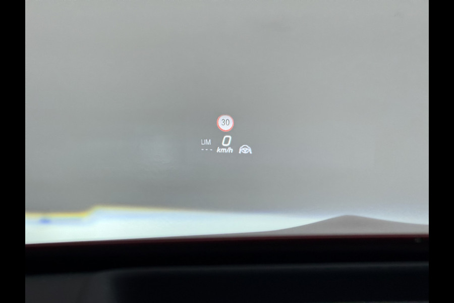 Mercedes-Benz CLA-Klasse CLA 250 e AMG line | Pano HUD Memory Keyless