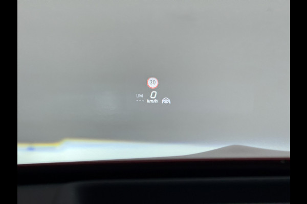 Mercedes-Benz CLA-Klasse CLA 250 e AMG line | Pano HUD Memory Keyless