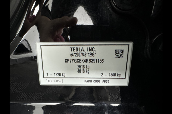 Tesla Model Y Long Range AWD 75 kWh (3-Fase-11kW) {SoH-87%} (INCL-BTW) Aut. *PANO | AUTO-PILOT | LEATHER | NAVI-FULLMAP | MATRIX-LED | KEYLESS | CAMERA | DAB+ | HEATED-COMFORTSEATS | PRIVACYGLASS | TOPVIEW | 20''ALU*