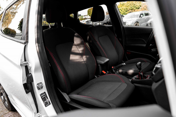 Ford Fiesta 1.0 EcoBoost Hybrid ST-Line