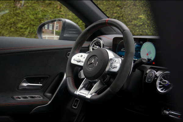 Mercedes-Benz CLA-Klasse Shooting Brake CLA 45 AMG 4M+ | Distronic Pano Trekhaak