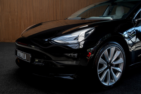 Tesla Model 3 Long Range AWD 75 kWh Panodak Leder 360° ACC Climate Stuur- & Stoelverwarming voor & achter LM velgen PDC Elektr. achterklep Elektr. verst. stuurwiel Elektr. verstelb. stoelen BTW auto