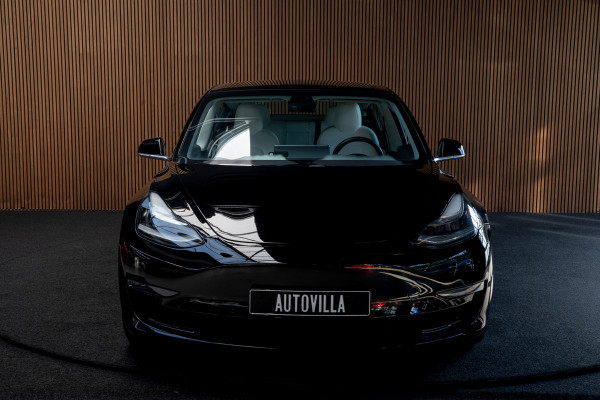 Tesla Model 3 Long Range AWD 75 kWh Panodak Leder 360° ACC Climate Stuur- & Stoelverwarming voor & achter LM velgen PDC Elektr. achterklep Elektr. verst. stuurwiel Elektr. verstelb. stoelen BTW auto