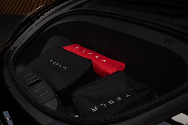Tesla Model 3 Long Range AWD 75 kWh Panodak Leder 360° ACC Climate Stuur- & Stoelverwarming voor & achter LM velgen PDC Elektr. achterklep Elektr. verst. stuurwiel Elektr. verstelb. stoelen BTW auto
