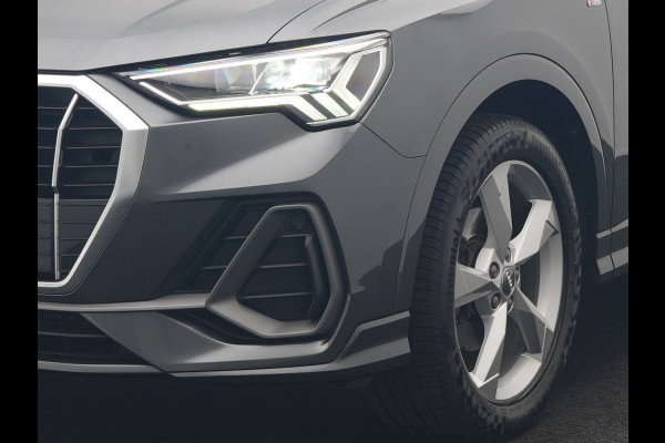 Audi Q3 35 TFSI S Line Pro Line S 150pk | Trekhaak | Cruise Control | Sportstoelen Verwarmd | Blis | DAB | Navigatie | 19"L.M