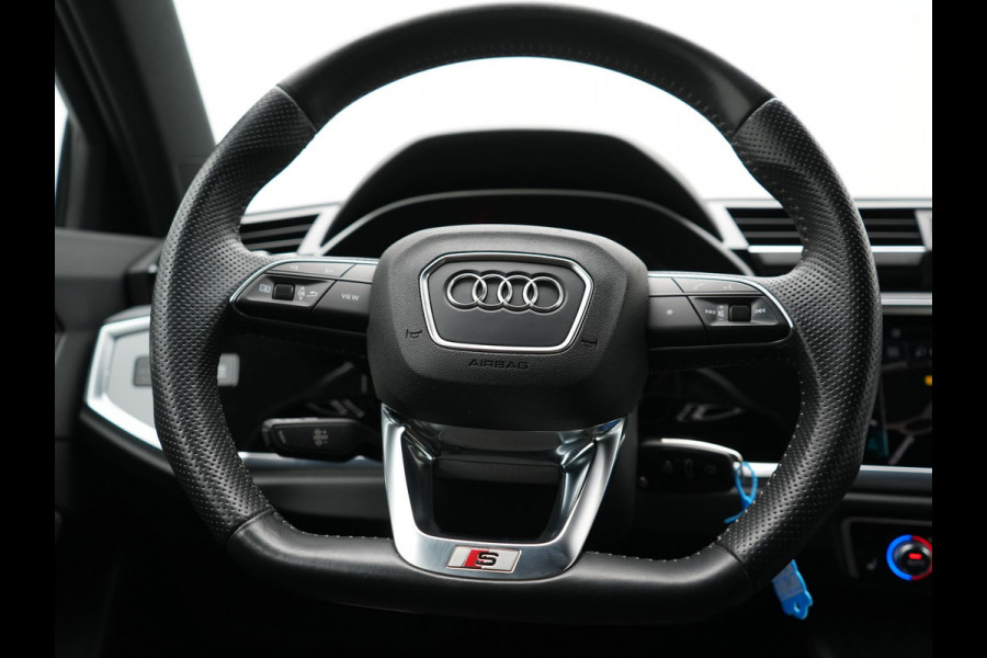 Audi Q3 35 TFSI S Line Pro Line S 150pk | Trekhaak | Cruise Control | Sportstoelen Verwarmd | Blis | DAB | Navigatie | 19"L.M