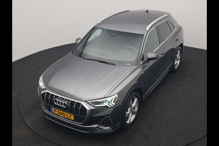 Audi Q3 35 TFSI S Line Pro Line S 150pk | Trekhaak | Cruise Control | Sportstoelen Verwarmd | Blis | DAB | Navigatie | 19"L.M