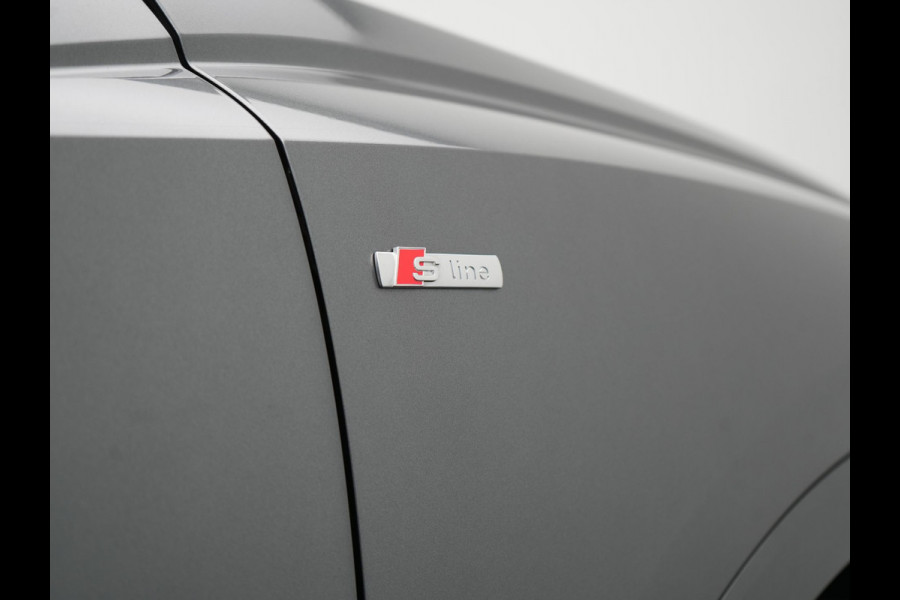 Audi Q3 35 TFSI S Line Pro Line S 150pk | Trekhaak | Cruise Control | Sportstoelen Verwarmd | Blis | DAB | Navigatie | 19"L.M