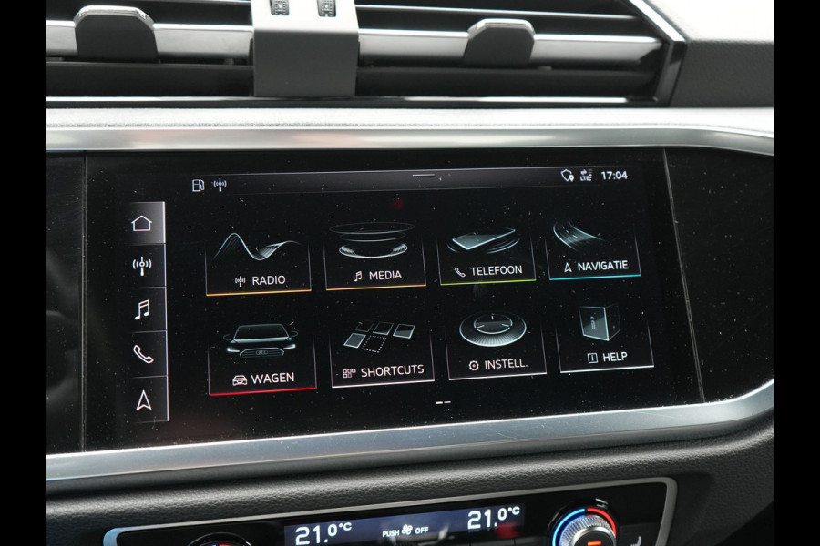 Audi Q3 35 TFSI S Line Pro Line S 150pk | Trekhaak | Cruise Control | Sportstoelen Verwarmd | Blis | DAB | Navigatie | 19"L.M