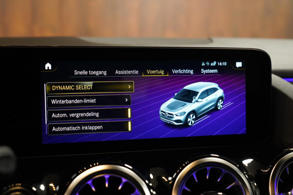 Mercedes-Benz GLA 250 e AMG Line