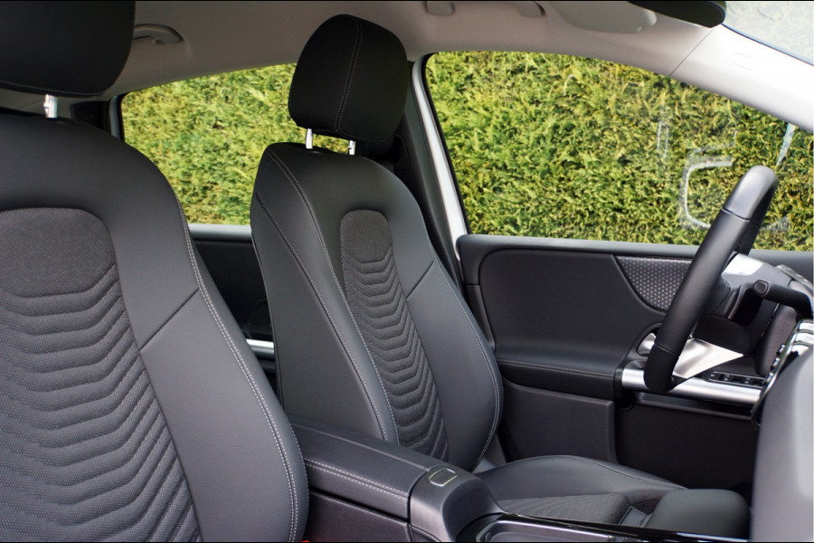 Mercedes-Benz B-Klasse B 250 e Progressive Facelift | Verwarmd stuurwiel Camera Widescreen