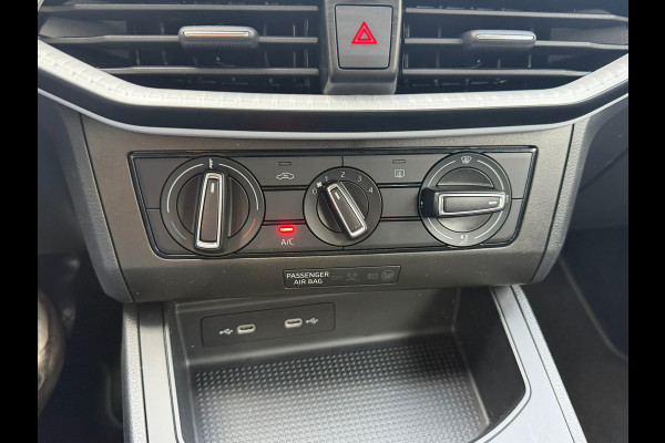 Seat Ibiza 1.0 EcoTSI Style 95 PK | Navi-Carplay | Airco | Cruise control | 15".