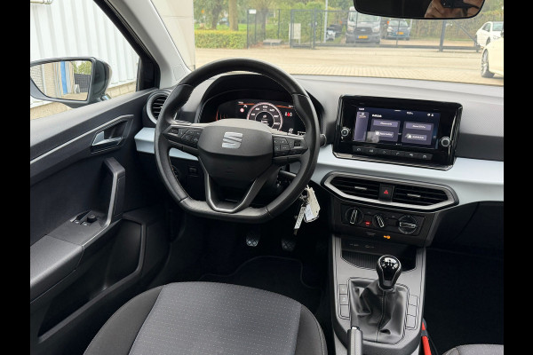 Seat Ibiza 1.0 EcoTSI Style 95 PK | Navi-Carplay | Airco | Cruise control | 15".
