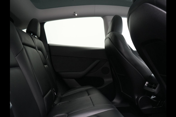 Tesla Model Y RWD 58 kWh 299pk Dealer O.H | Panodak | Full Self Driving Capability | Adaptive Cruise | 360 Camera | Lederen Sportstoelen Memory & Verwarmd | Keyless | BLIS | Navigatie | Virtual | DAB | Spotify | 20"L.M |