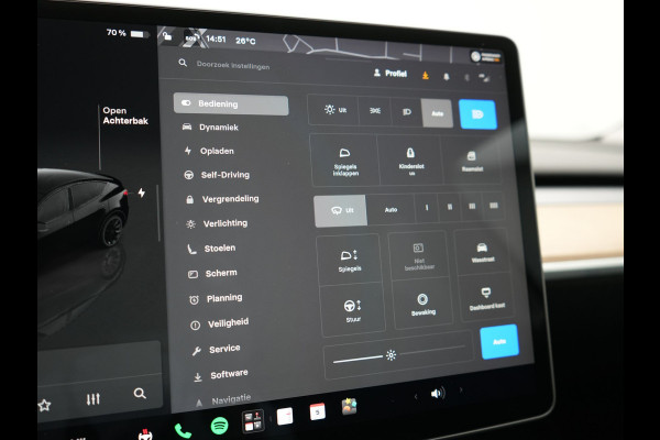 Tesla Model Y RWD 58 kWh 299pk Dealer O.H | Panodak | Full Self Driving Capability | Adaptive Cruise | 360 Camera | Lederen Sportstoelen Memory & Verwarmd | Keyless | BLIS | Navigatie | Virtual | DAB | Spotify | 20"L.M |