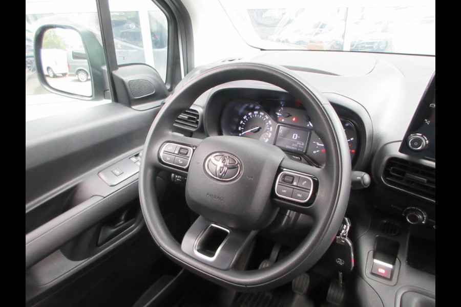 Toyota PROACE CITY 1.5 D-4D Live, 102pk, Euro 6, Airco, PDC, 3-Zits, Navigatie.
