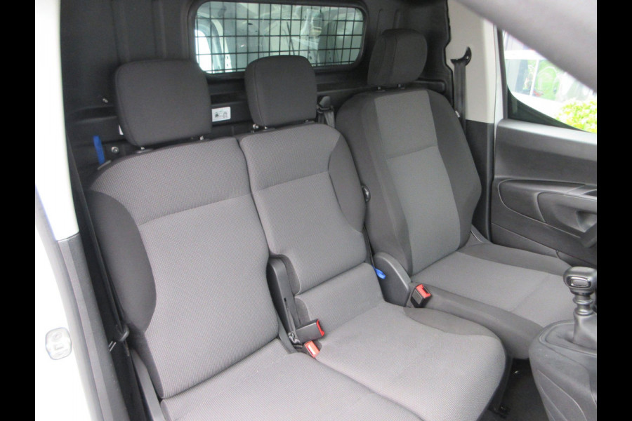 Toyota PROACE CITY 1.5 D-4D Live, 102pk, Euro 6, Airco, PDC, 3-Zits, Navigatie.