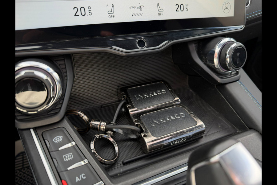 Lynk & Co 01 1.5 Trekhaak l Pano l NAVI l Camera l Zwarte Hemel